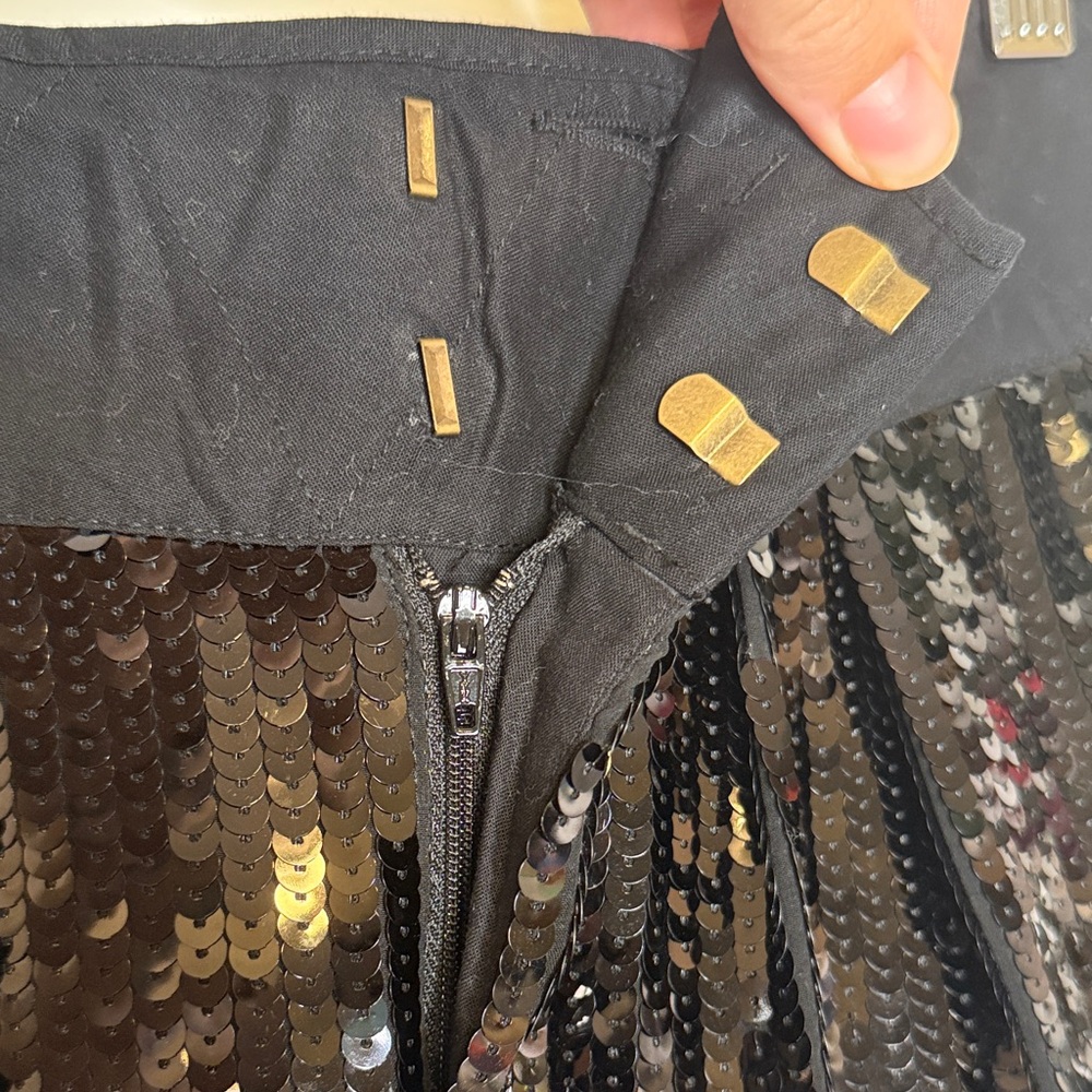 See by‎ Chloe Black Sequin high rise Shorts - Size 4 - Picture 3 of 7